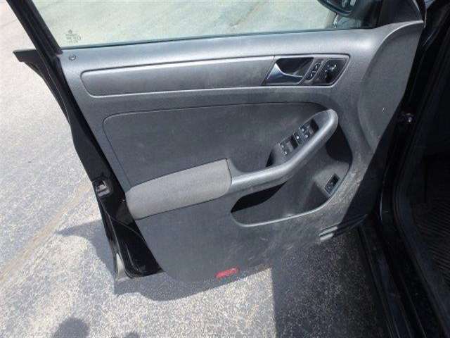 2011 Volkswagen Jetta 